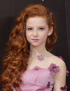 francesca-capaldi-creative-arts-emmy-awards-in-la-day-1-9-10-2016-1.jpg