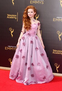 francesca-capaldi-creative-arts-emmy-awards-in-la-day-1-9-10-2016-14.jpg