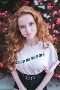 francesca-capaldi-izzy-be-clothing-back-to-school-collection-2018-6.jpg