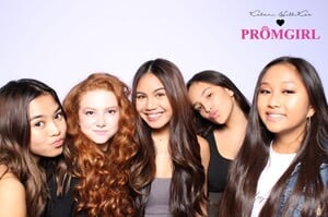 francesca-capaldi-kalani-hearts-promgirl-collection-launch-party-photobooth-0.jpg