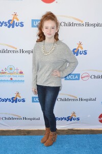 francesca-capaldi-mattel-party-on-the-pier-in-santa-monica-11-05-2017-5.jpg