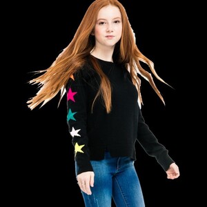 francesca-capaldi-me.-n.-u-clothing-fall-2017-photoshoot-8.jpg