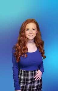 francesca-capaldi-social-media-10-08-2019-0.jpg