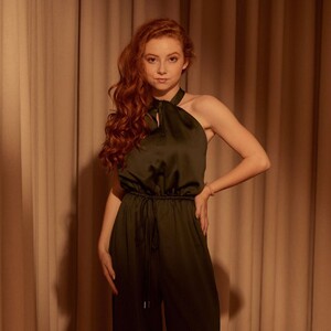 francesca-capaldi-social-media-11-29-2019-0.jpg
