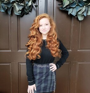 francesca-capaldi-social-media-11-29-2019-4.jpg