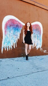 francesca-capaldi-social-media-march-2018-14.jpg