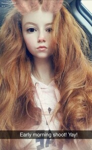 francesca-capaldi-social-media-november-2017-10.jpg