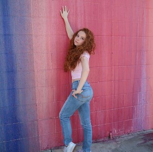 francesca-capaldi-social-media-photos-07-06-2020-3.jpg