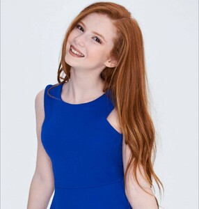 francesca-capaldi-social-media-pics-march-2017-3.jpg