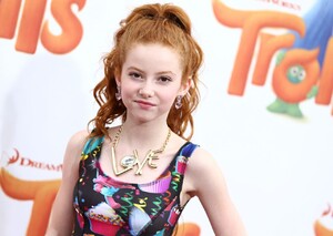 francesca-capaldi-trolls-premiere-in-westwood-10-23-2016-4.jpg