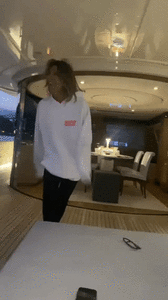 giphy.gif