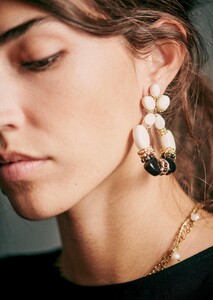 hillary-earrings-ecru_multico-zzwfucbek1yh14weno1v.jpg