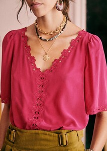 ilonie-blouse-magenta-wdp1srn4mapcjjazh0kq.jpg