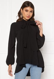 john-zack-bow-blouse-black.thumb.jpg.44b938a17e4e454dbdf07206bb76b2a0.jpg