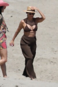 kourtney-kardashian-in-a-bikini-on-the-beach-in-malibu-07-18-2020-5.jpg