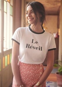 le-reveil-t-shirt-black_white-h0uk1tcw9tx1yj8v5muy.jpg