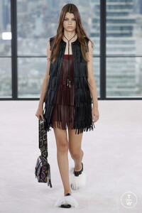 longchampl-ss19-0033-d4eb69.thumb.jpg.a8cf95fc082b8852bb1f55a106e091af.jpg