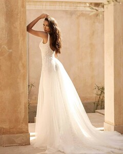 madilanebridal_103858066_311387870221209_2770810591713704480_n.jpg