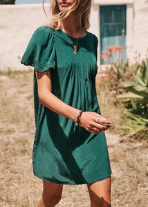 maelys-dress-dark_green-jr50hwprmnu5dbhu0ebk.jpg