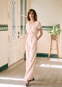 magdalena-jumpsuit-beige-s0zw5eiarvw22tslwxno.jpg