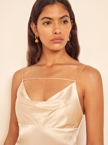meta-dress-almond-1.jpg