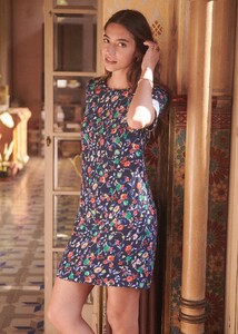 midori-dress-multico_flowers_print_with_navy_background-jkfqu6ysdjydegadzyof.jpg