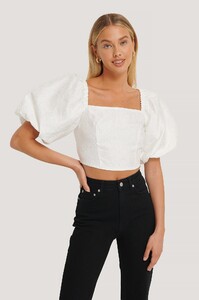 misslisibell_open_back_puff_sleeve_top_1655-000032-0001_03a.jpg