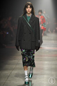 msgm-maw20-0006-d5e3ea.thumb.jpg.be82eb7ad8b65cd51dff62e6c2b9dfb6.jpg