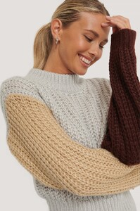 nakd_three_color_knitted_sweater_1657-000016-0061_01g_r.jpg