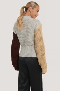 nakd_three_color_knitted_sweater_1657-000016-0061_02b_r.jpg