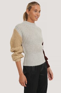 nakd_three_color_knitted_sweater_1657-000016-0061_03a_r.jpg