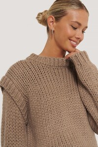 nakd_wool_blend_shoulder_detail_knitted_sweater_1018-003812-0226_04g.jpg