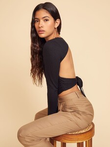 nea-top-black-1.jpg