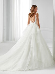 nicole-spose-AU12121-Aurora-moda-sposa-2021-451.thumb.jpg.f5751f7ec2dc56b65108dbd6a868f1cd.jpg
