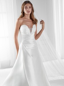 nicole-spose-AU12125-Aurora-moda-sposa-2021-161.thumb.jpg.a9686f0dce3c7c403bd3029c7a051bc7.jpg