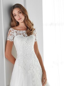 nicole-spose-AU12138-Aurora-moda-sposa-2021-242.thumb.jpg.6248826cdddd83d5c544d7ee67728add.jpg