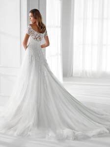 nicole-spose-AU12138-Aurora-moda-sposa-2021-69.thumb.jpg.312ca09ea550a7ca0b2d196f3574048f.jpg