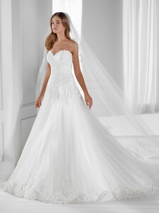 nicole-spose-AU12141-Aurora-moda-sposa-2021-476.thumb.jpg.3fab3910e72544510b95acd6f8adac13.jpg