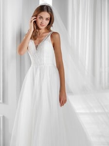 nicole-spose-AU12150-Aurora-moda-sposa-2021-305.thumb.jpg.7a12b9bbd3e90d12150d0dc7fe2c774a.jpg