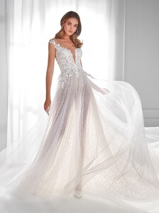 nicole-spose-AU12151-Aurora-moda-sposa-2021-677.thumb.jpg.2f5f640000c9e902d7bcd37117988d95.jpg