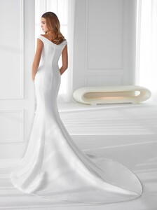 nicole-spose-AU12155-Aurora-moda-sposa-2021-934.thumb.jpg.2b76c42abbcaea398e3961f2a0e4112b.jpg