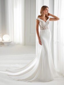 nicole-spose-AU12156-Aurora-moda-sposa-2021-303.thumb.jpg.d25584ed867cbdd5c1883bd7138e7da0.jpg
