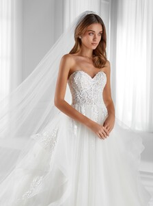 nicole-spose-AU12166-Aurora-moda-sposa-2021-279.thumb.jpg.5f5dbf7790ab72acff2dd7cb18098f95.jpg