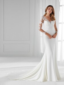 nicole-spose-AU12167-Aurora-moda-sposa-2021-252.thumb.jpg.243b2a92729c4ba3f1932cf2a899c720.jpg