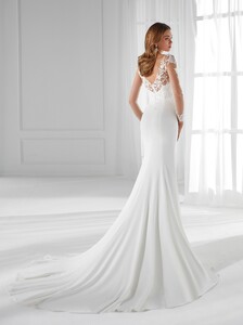 nicole-spose-AU12167-Aurora-moda-sposa-2021-462.thumb.jpg.a43477b0bc5617803f6907d54a683729.jpg