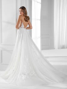 nicole-spose-AU12168-Aurora-moda-sposa-2021-640.thumb.jpg.3d7ecc53cedc98af4c032518615b3b23.jpg