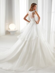 nicole-spose-AU12183-Aurora-moda-sposa-2021-37.thumb.jpg.9409c45e5d08a9e1ca399e0c63ac35ca.jpg