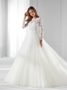 nicole-spose-AU12187-Aurora-moda-sposa-2021-618.thumb.jpg.f99c5a8a3a9c440c4f3fd300335c054e.jpg