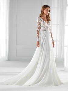 nicole-spose-AU12191-Aurora-moda-sposa-2021-336.thumb.jpg.31a269d302542791559b63dcab3fe036.jpg