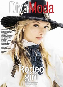 num-2018_36-pag-079-nome-36_MODA_COVER-2-1088x1500.jpg